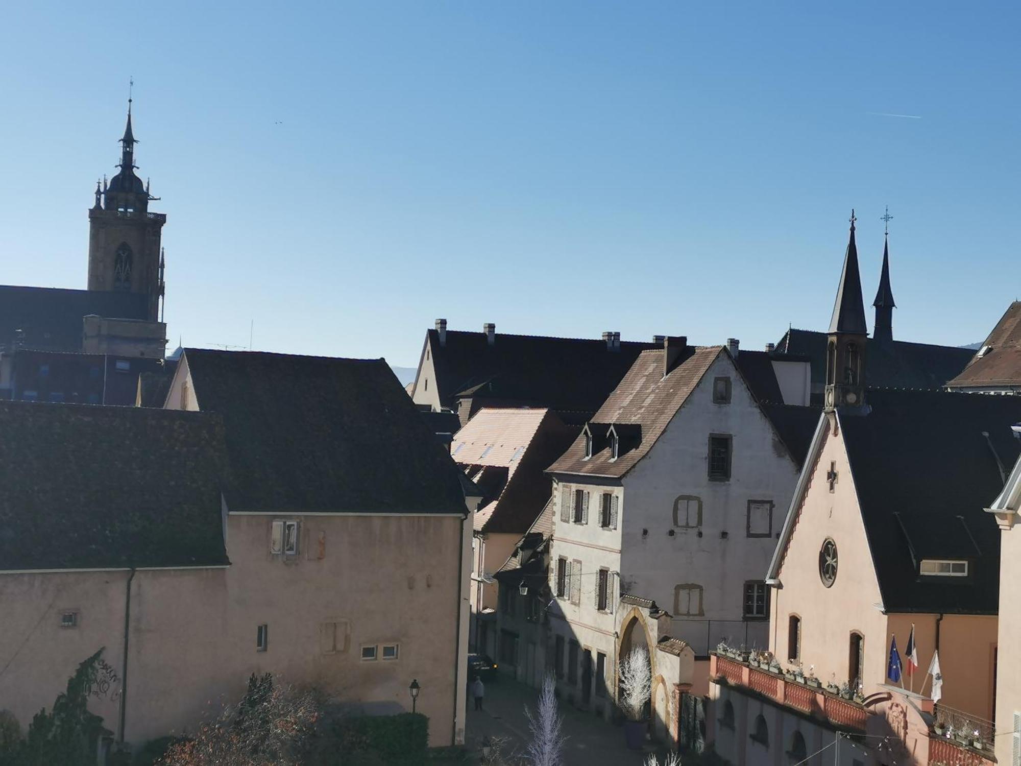 Logement Colmar Centre Avec Parking Exterior foto
